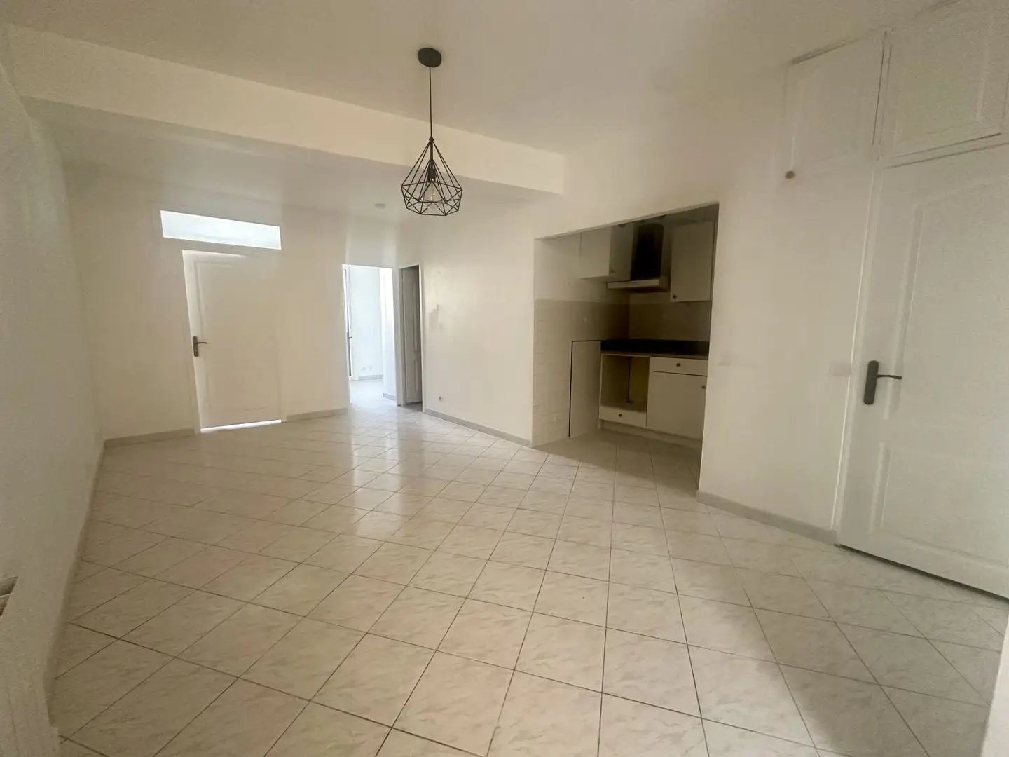 Appartement à louer, 41m², Cassis