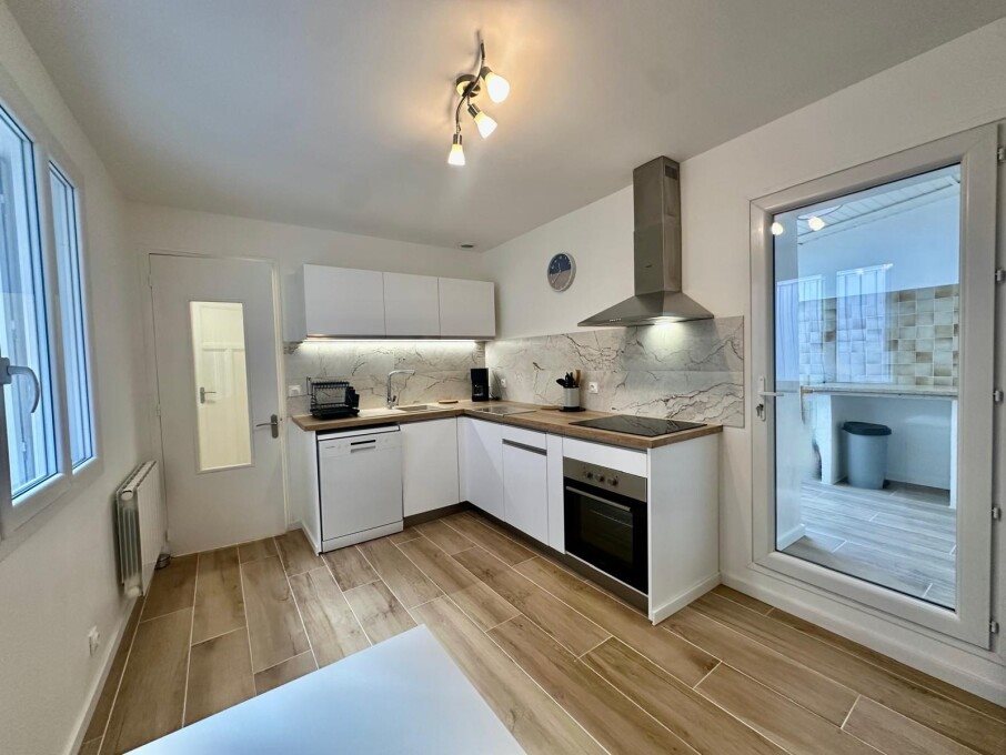 Appartement à louer, 68m², Cassis
