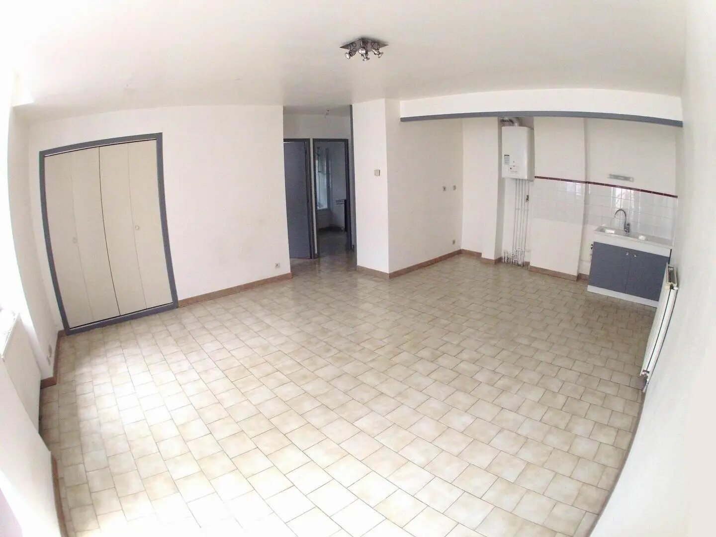 Appartement à louer, 51m², Nîmes