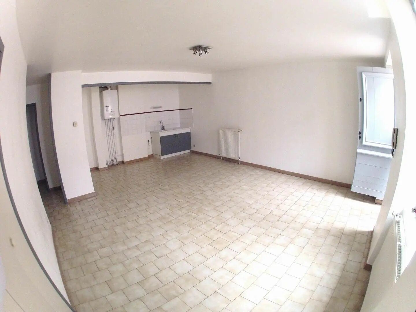 Appartement à louer, 51m², Nîmes