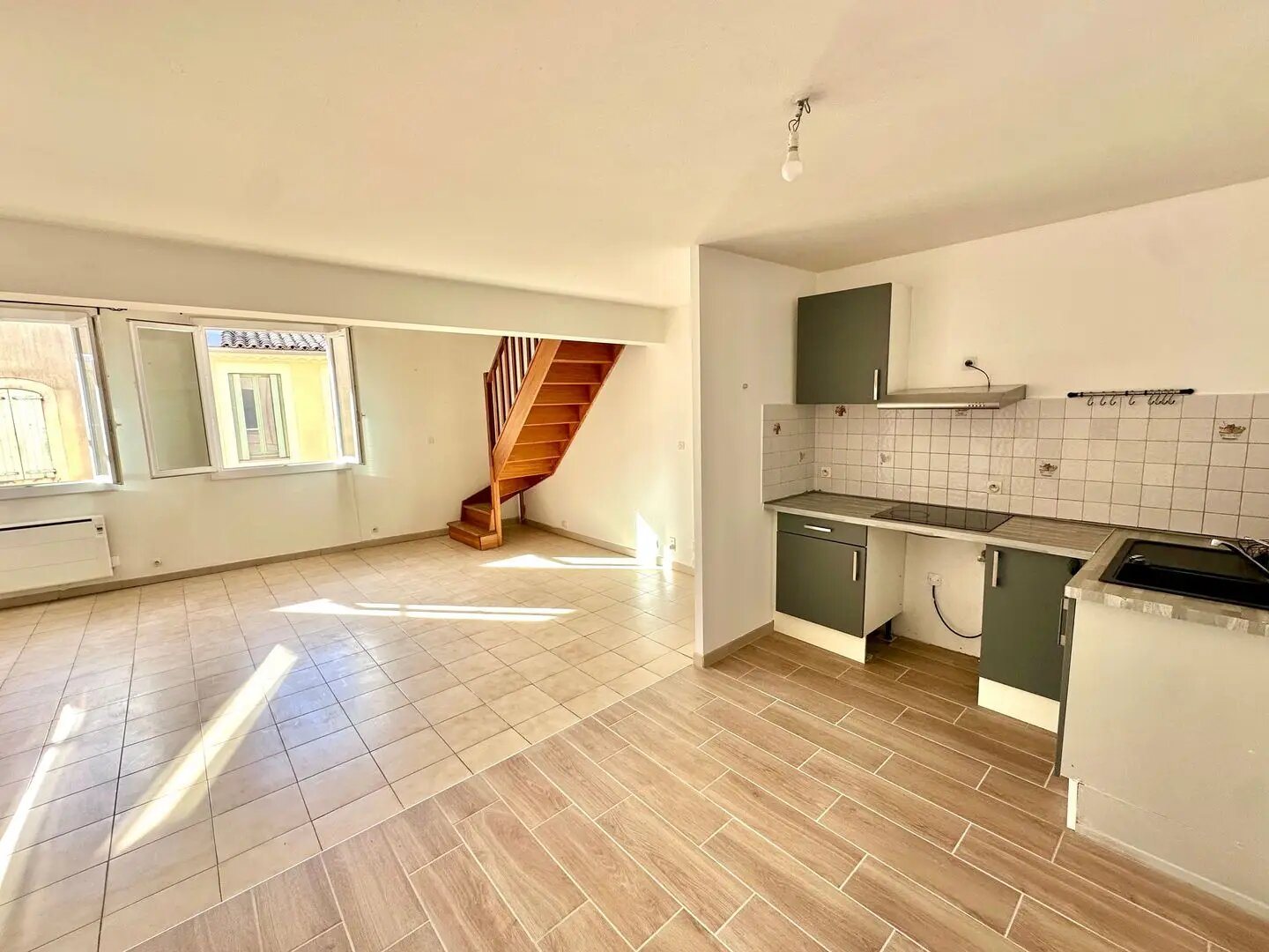 Appartement à louer, 53m², Nîmes