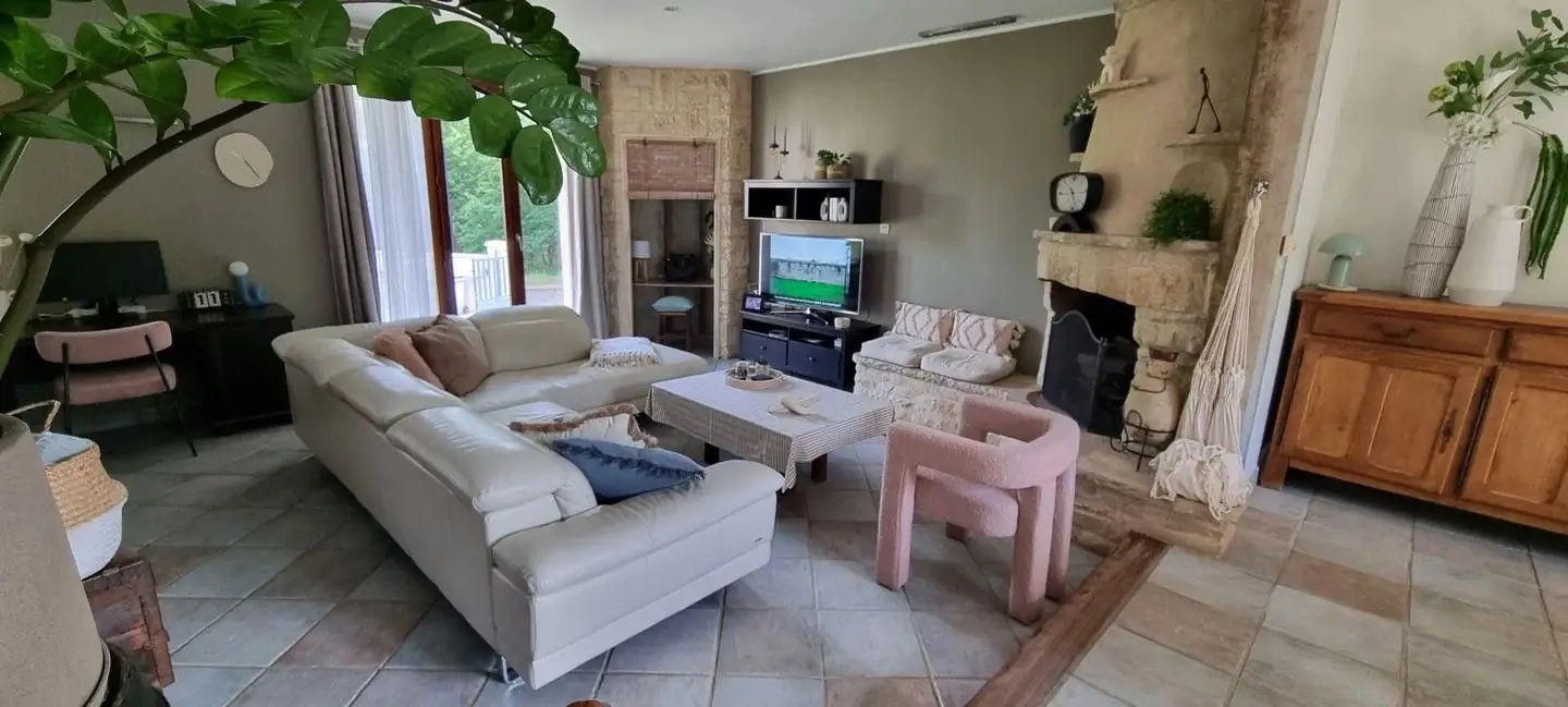Maison à vendre, 160m², La Ville-du-Bois