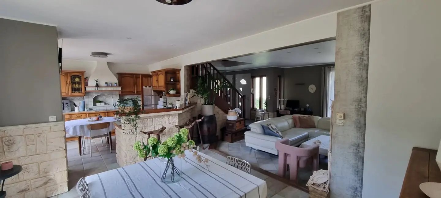 Maison à vendre, 160m², La Ville-du-Bois