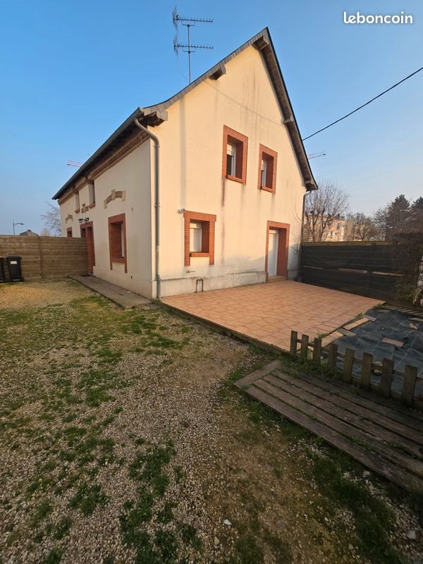 Maison à louer, 81m², Pont-Audemer