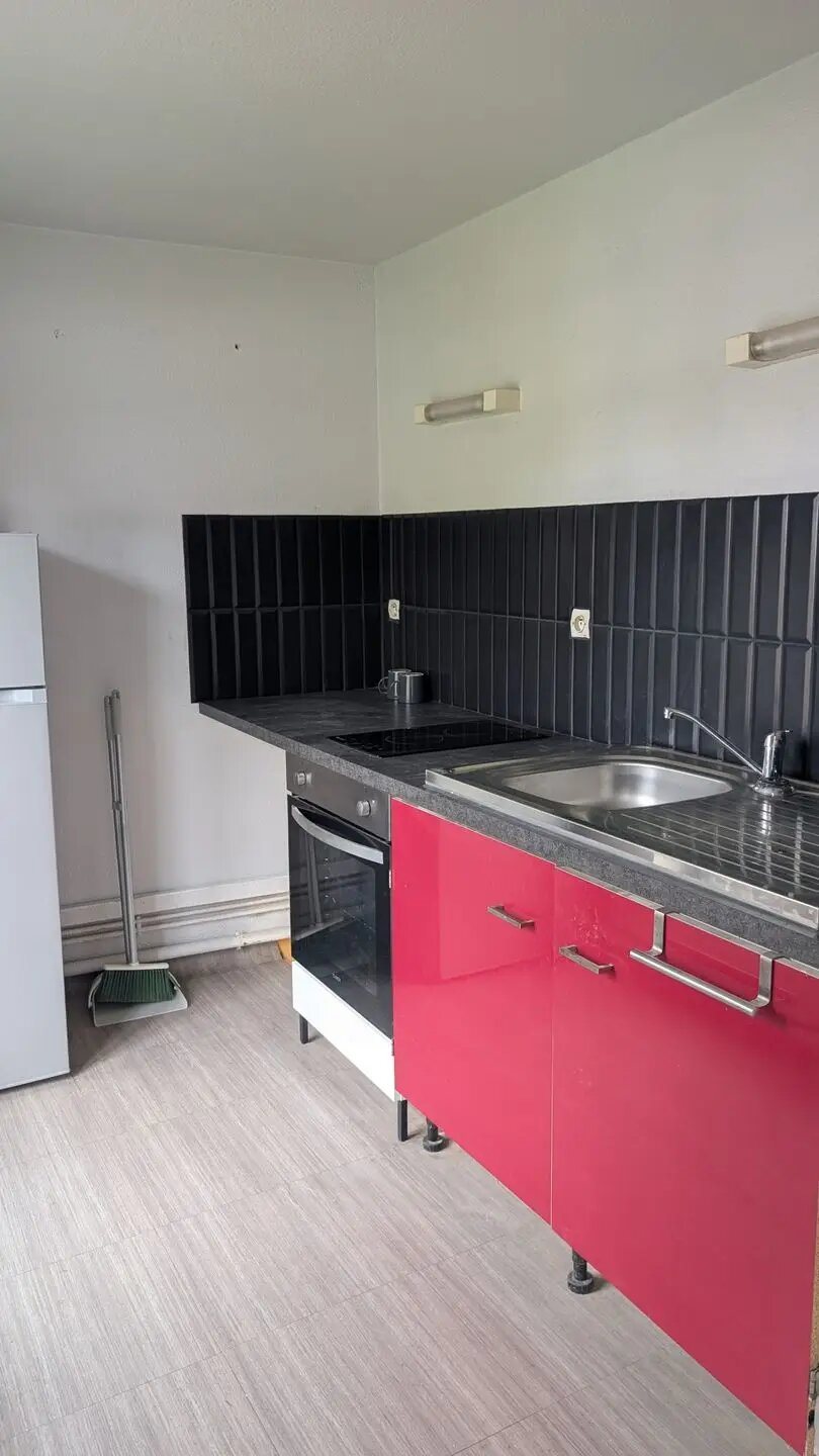 Appartement à louer, 43m², Ry