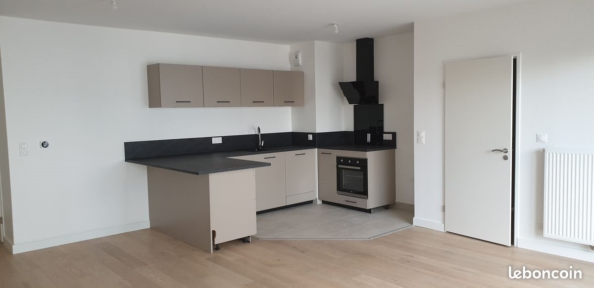 Appartement à louer, 71m², Mérignac