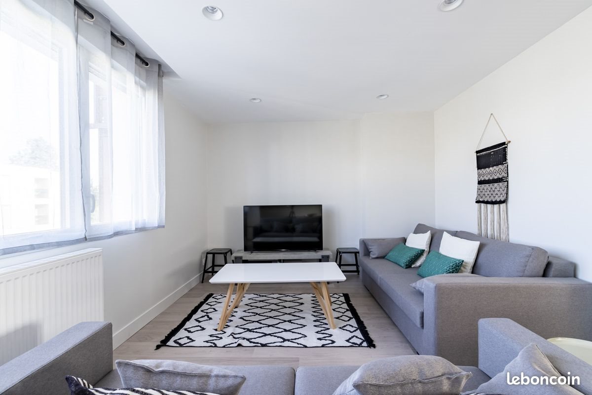 Appartement à louer, 148m², Talence