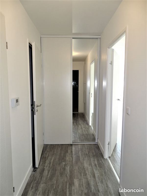 Appartement à louer, 69m², Talence