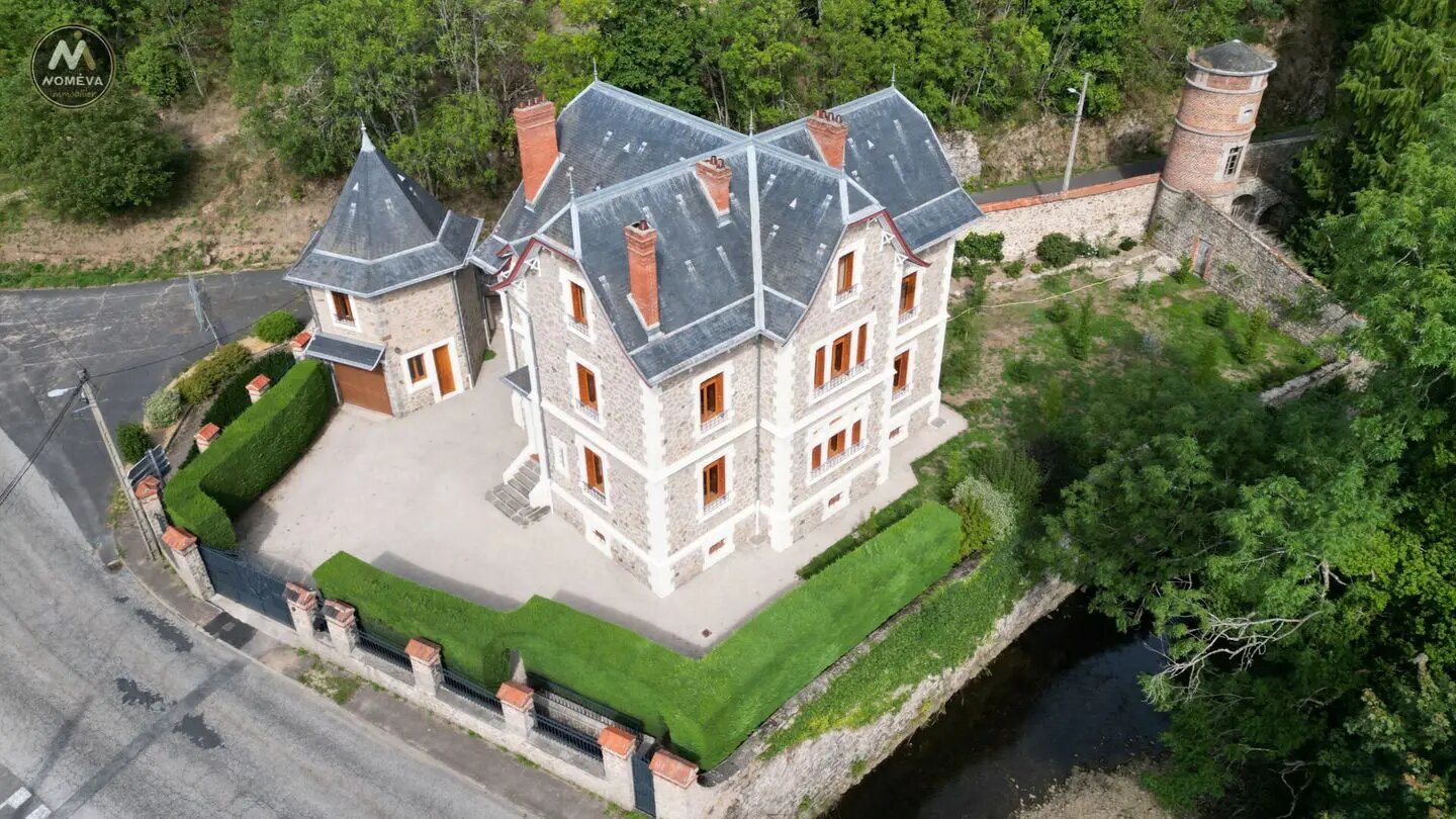 Maison à vendre, 360m², Dunières