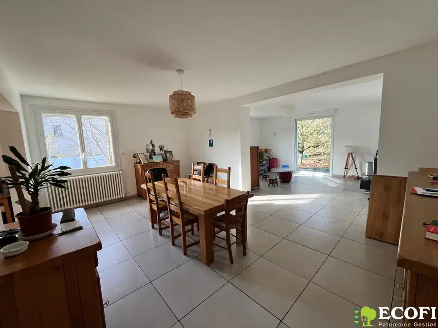 Maison à vendre, 145m², Bressuire
