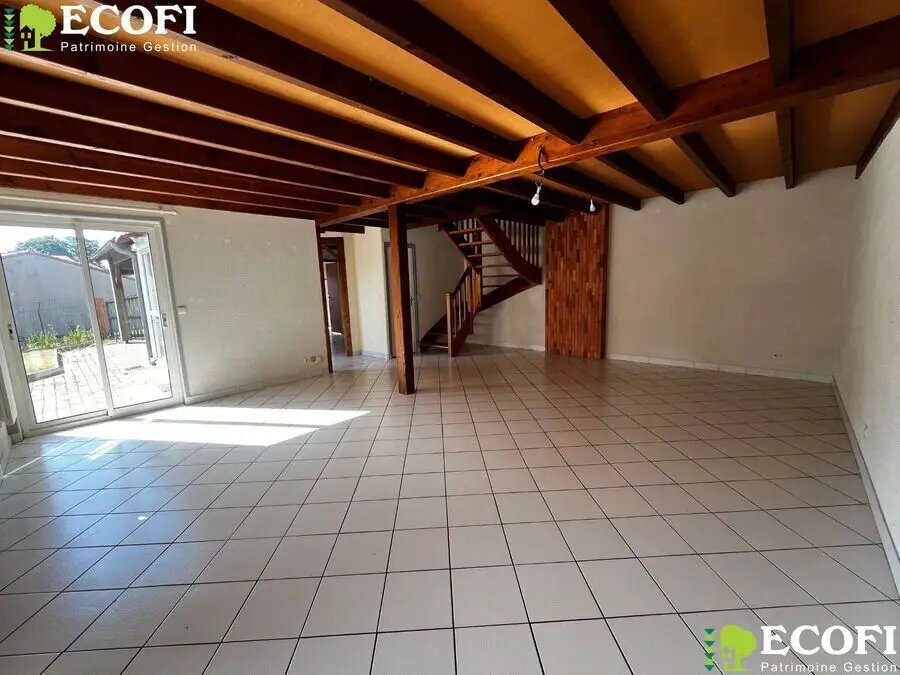 Maison à vendre, 181m², Bressuire