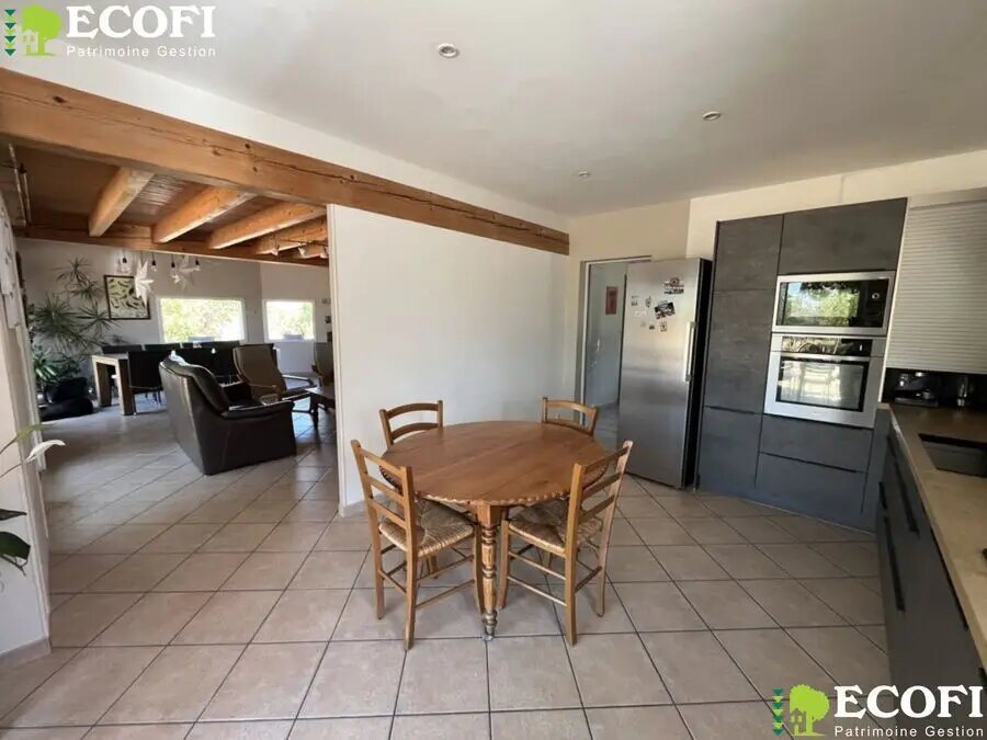 Maison à vendre, 157m², Bressuire