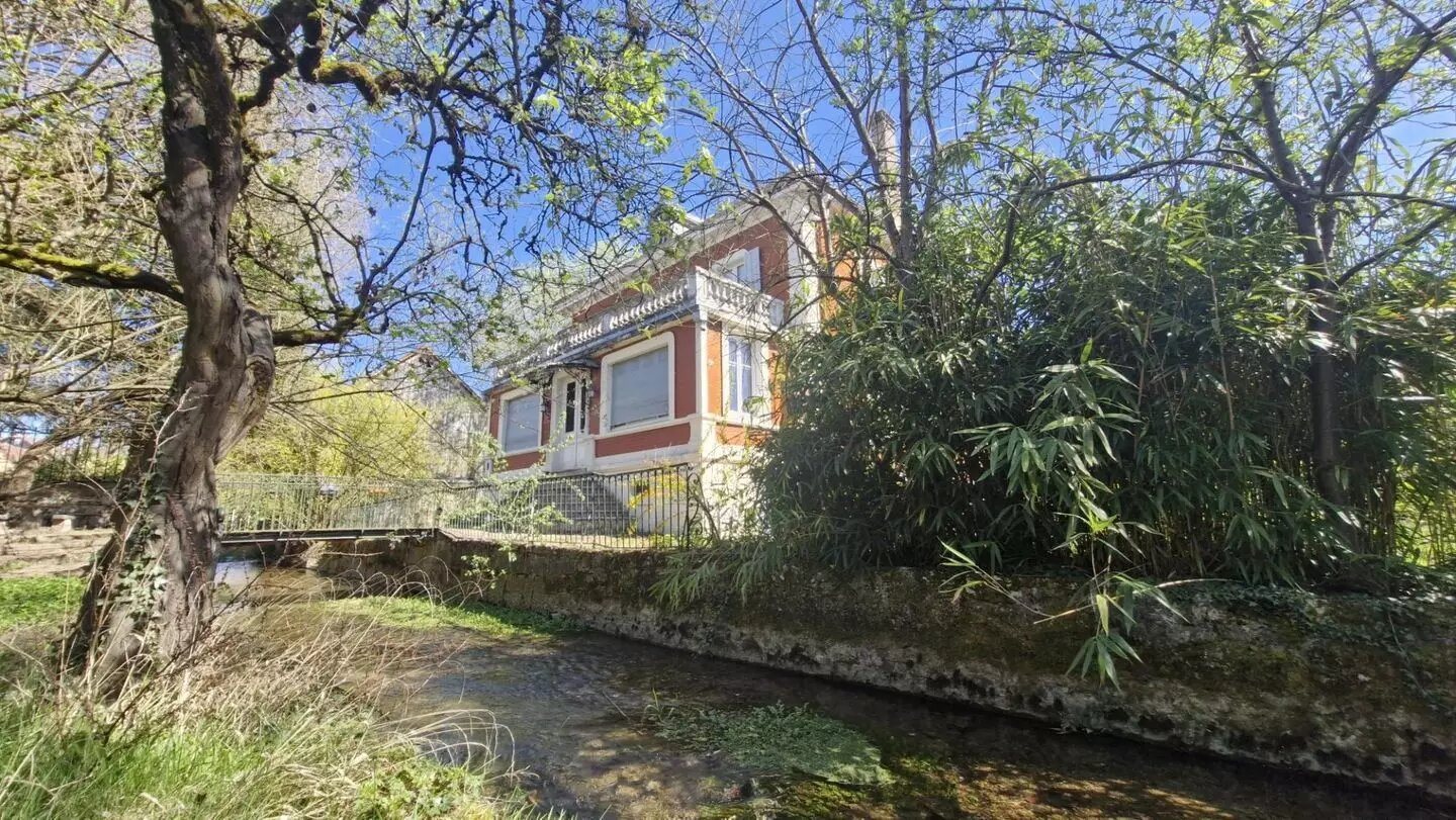 Maison à vendre, 260m², Delle