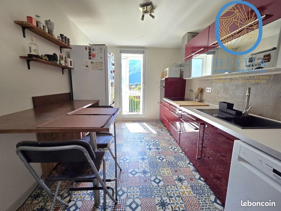 Appartement à vendre, 66m², Voreppe