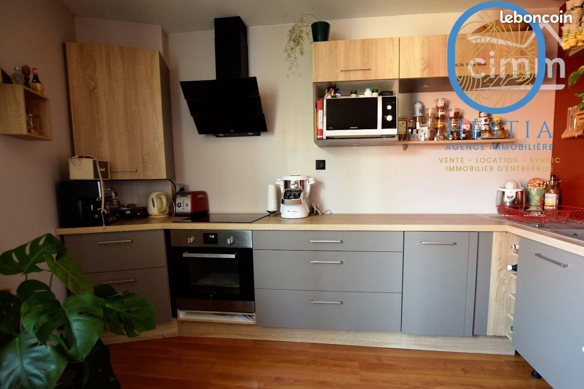 Appartement à louer, 69m², Moirans