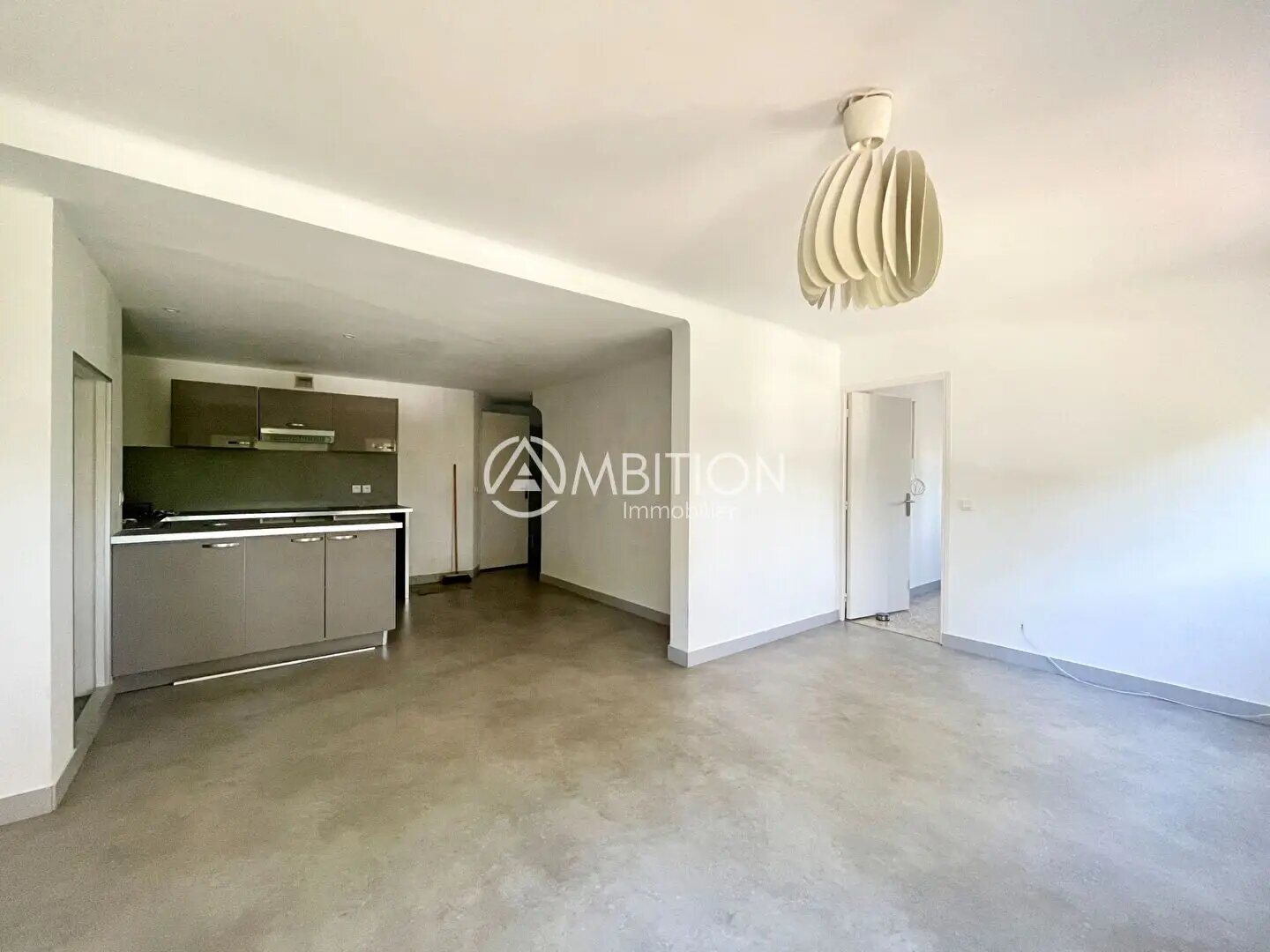 Appartement à louer, 73m², Saint-Raphaël