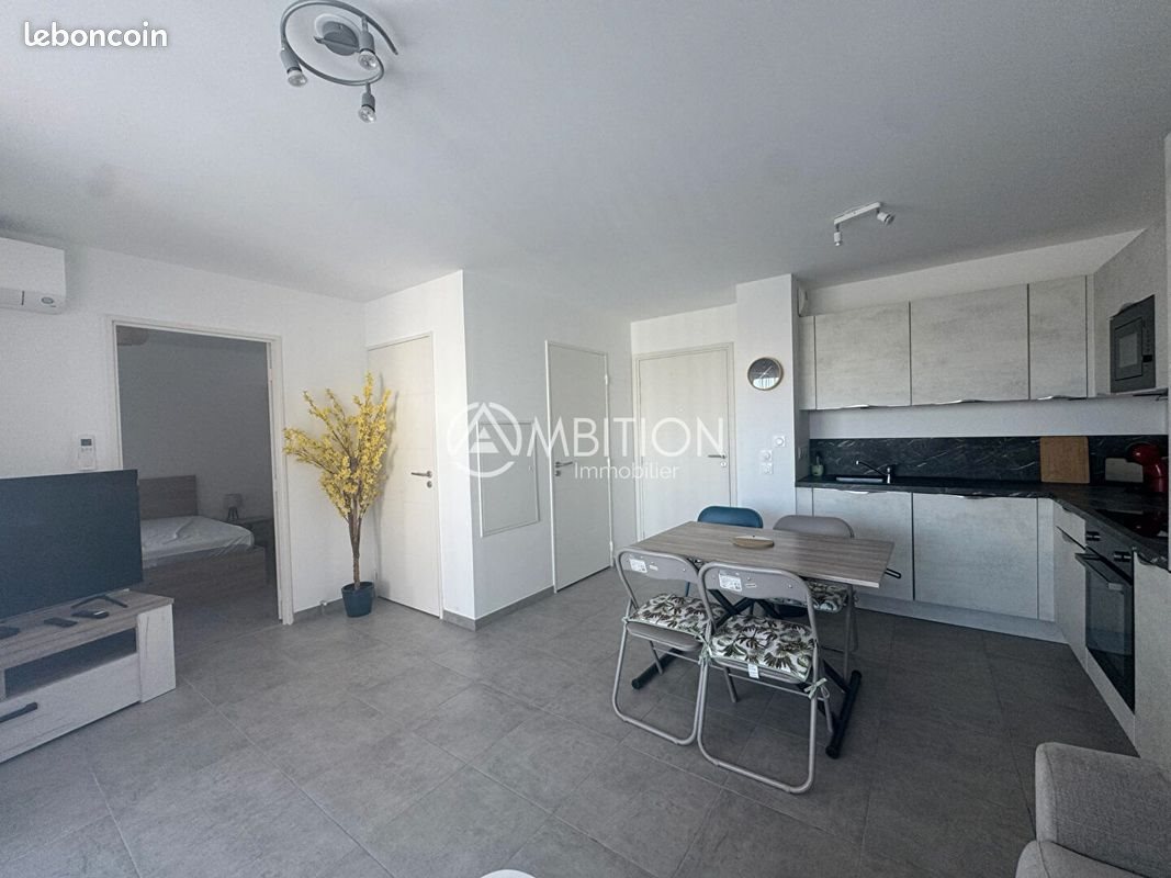 Appartement à louer, 41m², Fréjus