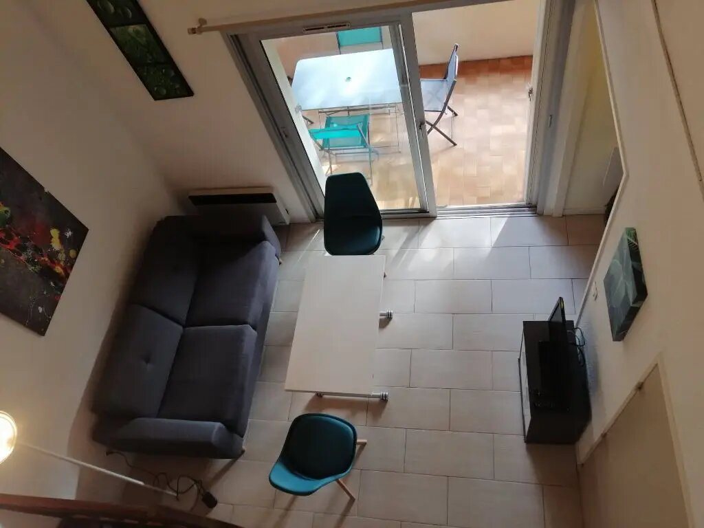 Appartement à louer, 27m², Fréjus