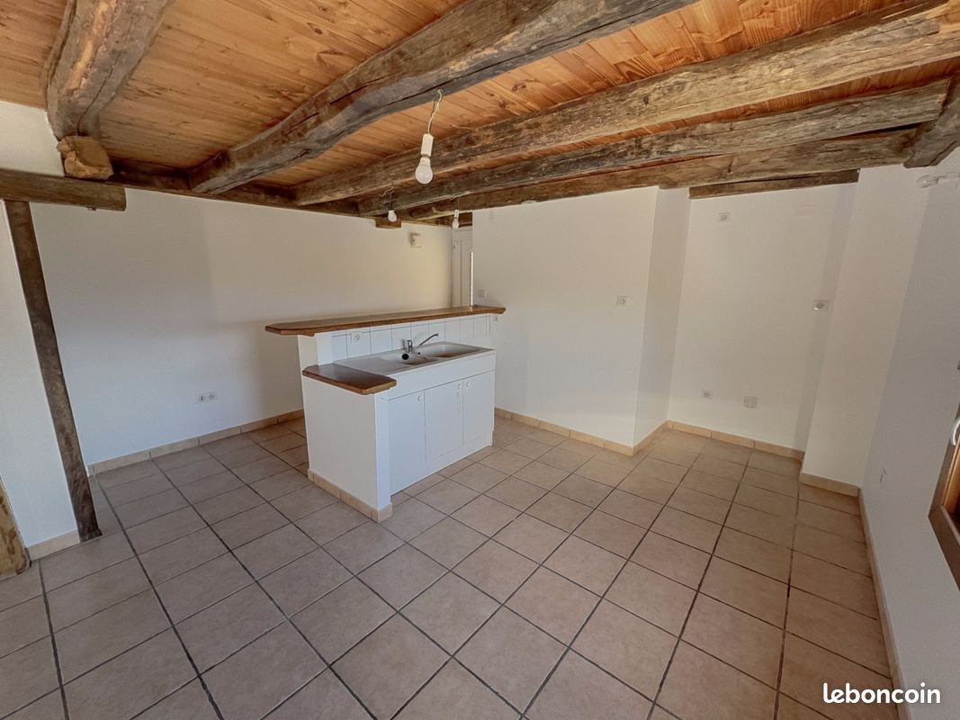 Appartement à louer, 84m², Novalaise