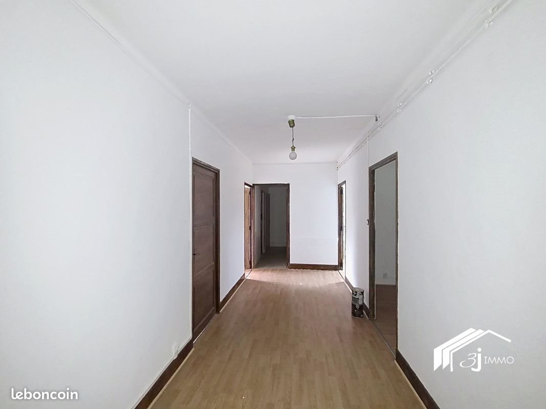 Appartement à louer, 110m², Monferran-Savès