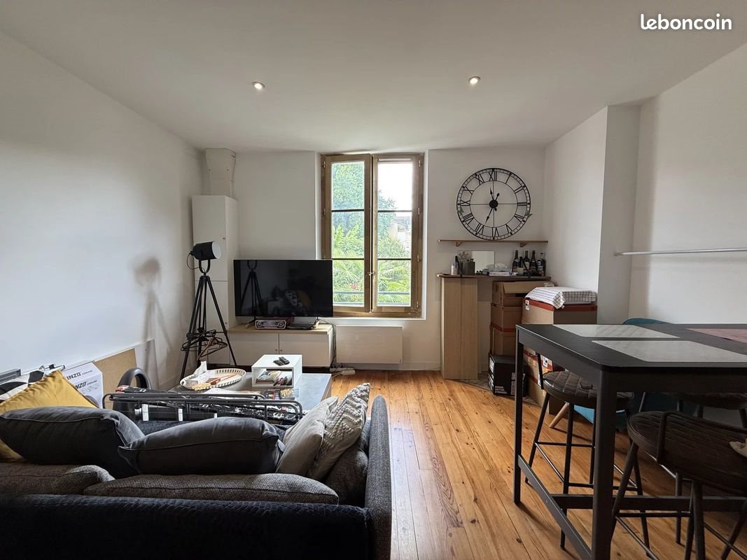 Appartement à louer, 54m², Pau