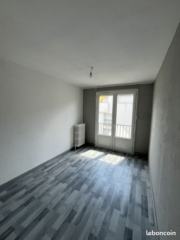 Appartement à vendre, 55m², Le Chambon-Feugerolles