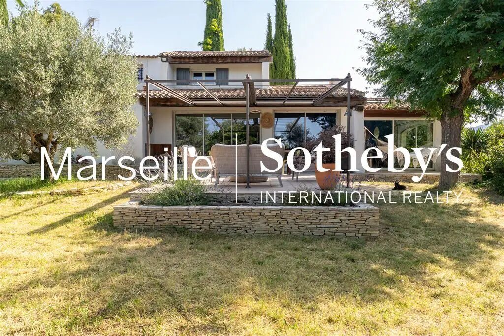 Maison à louer, 188m², Aubagne