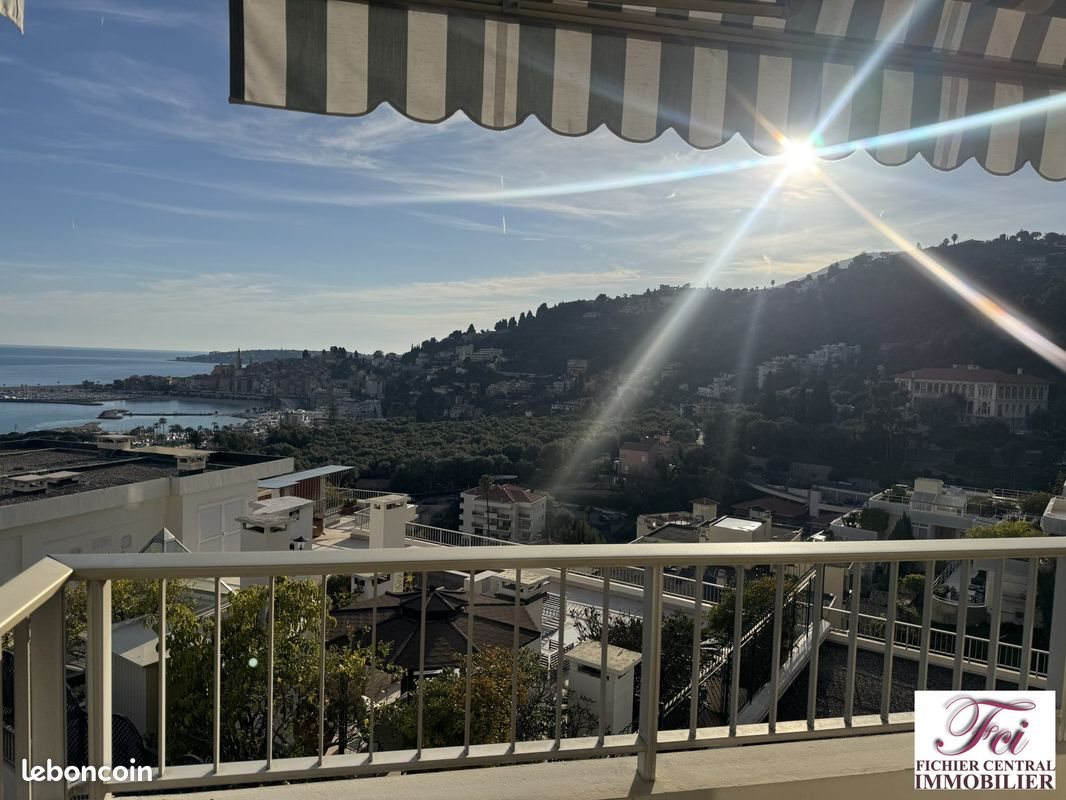 Appartement à louer, 60m², Menton