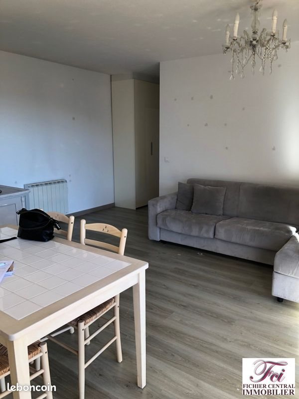 Appartement à louer, 66m², Menton