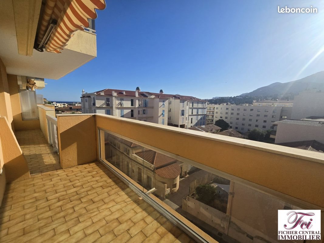 Appartement à vendre, 67m², Menton