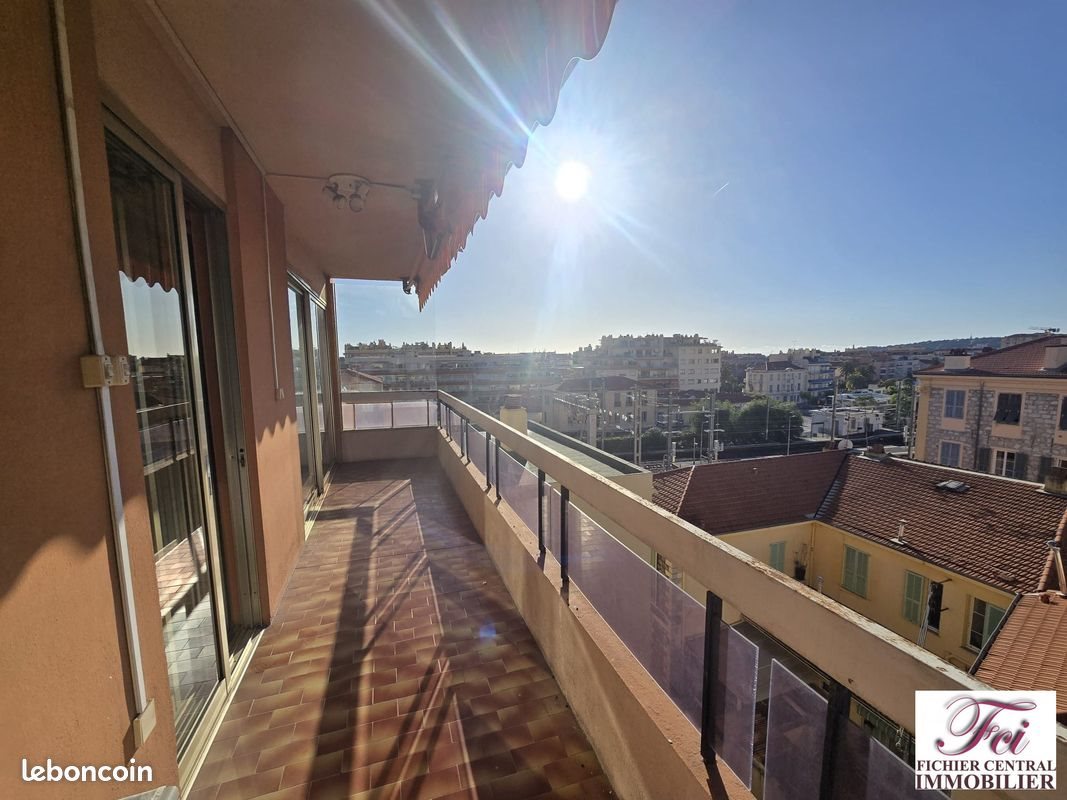 Appartement à louer, 31m², Menton