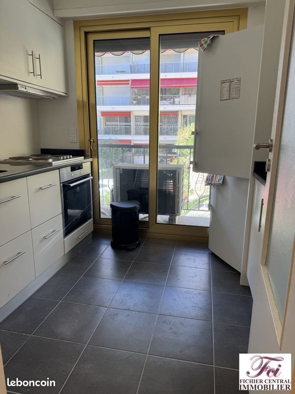 Appartement à louer, 51m², Menton