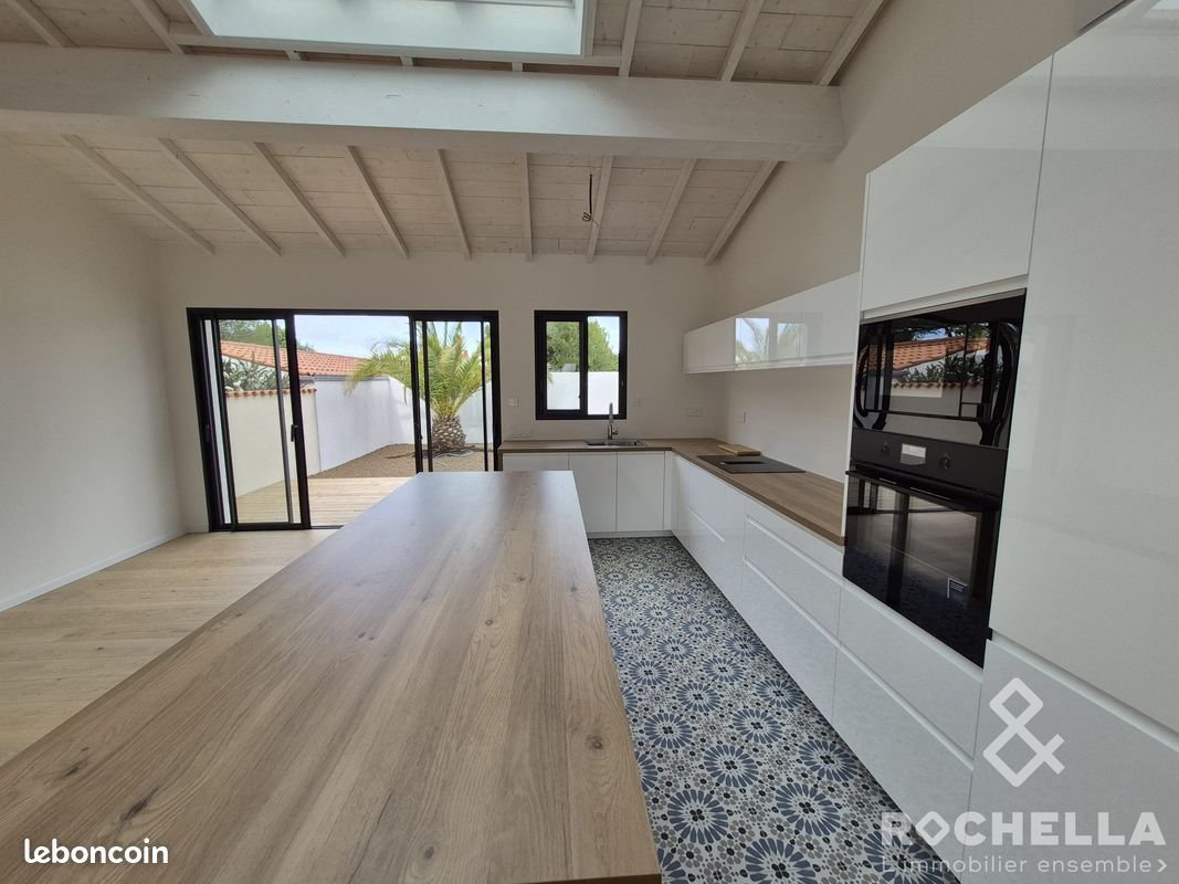 Maison à vendre, 141m², Salles-sur-Mer