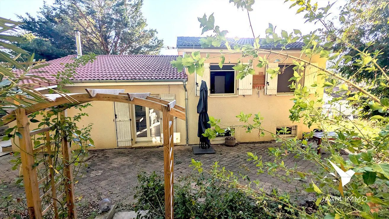Maison à vendre, 100m², Saint-Etienne-sur-Chalaronne