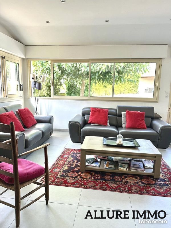 Maison à vendre, 190m², Brive-la-Gaillarde