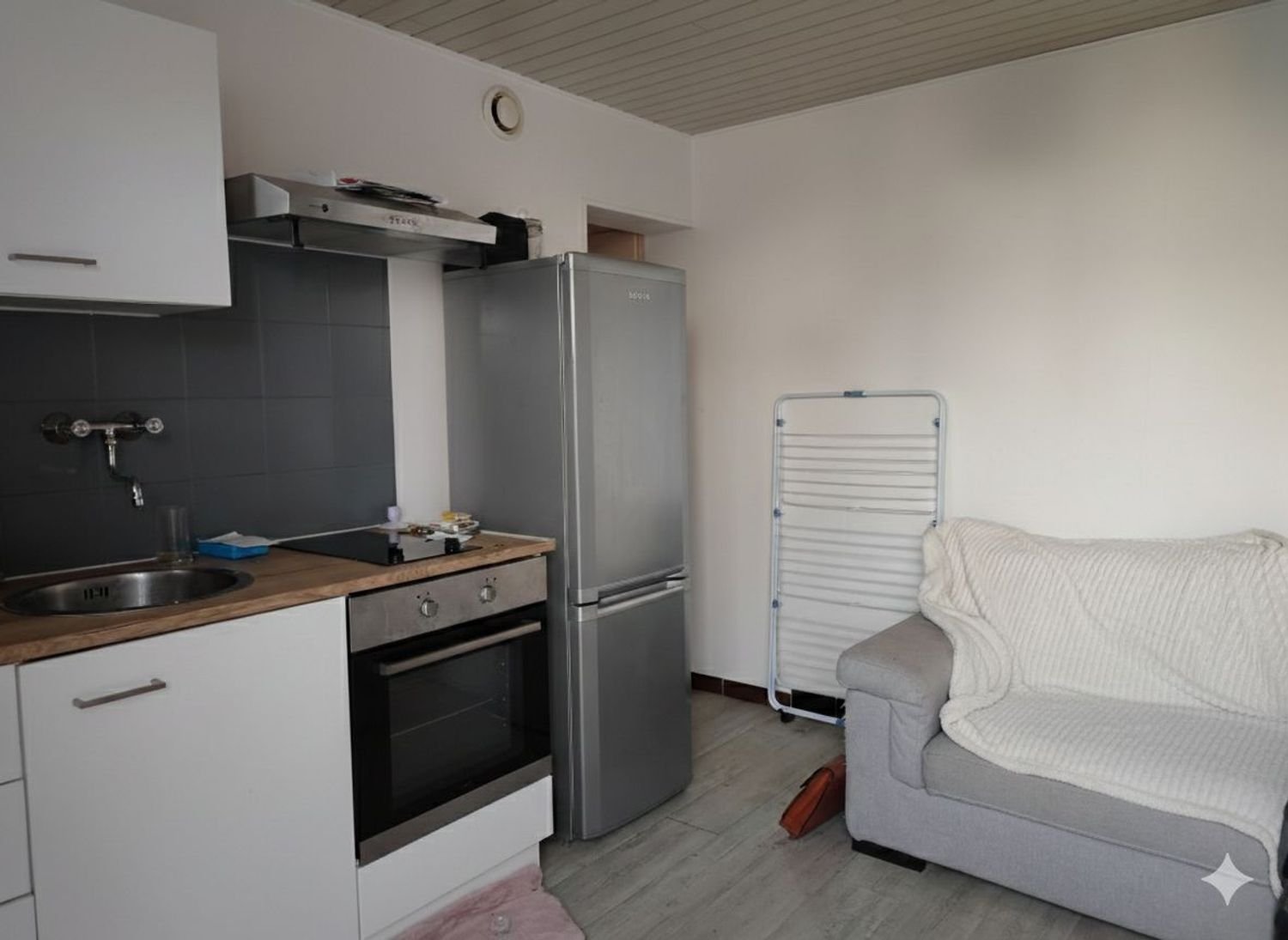 Appartement à louer, 27m², Saint-Michel-Chef-Chef