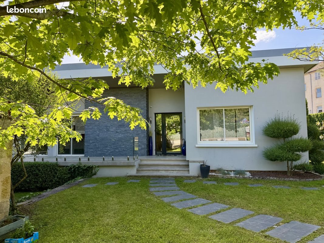 Maison à vendre, 233m², Chauffailles