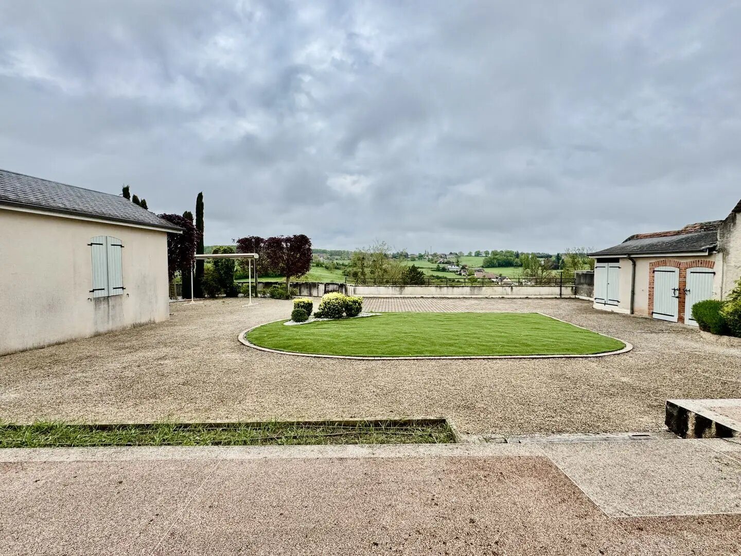 Maison à vendre, 350m², Bourbon-Lancy
