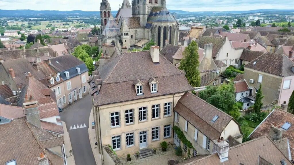 Maison à vendre, 375m², Autun