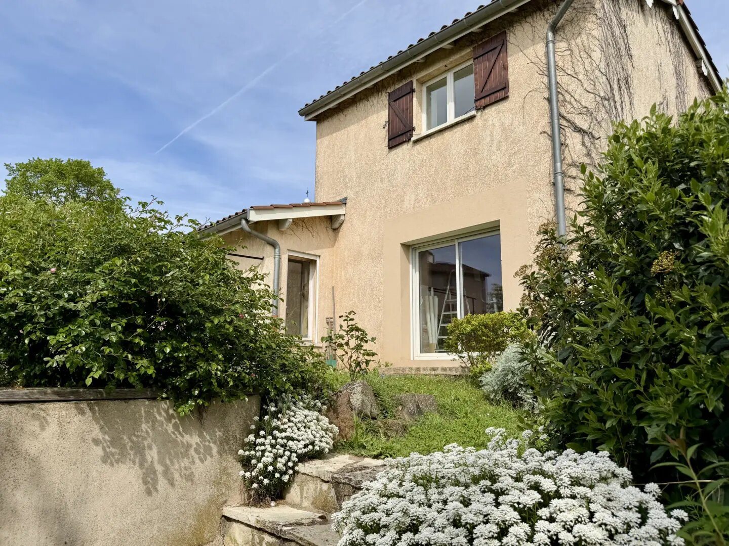 Maison à vendre, 150m², Saint-Genis-les-Ollières