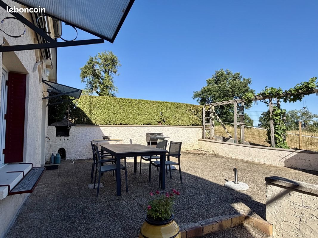 Maison à vendre, 155m², Charolles