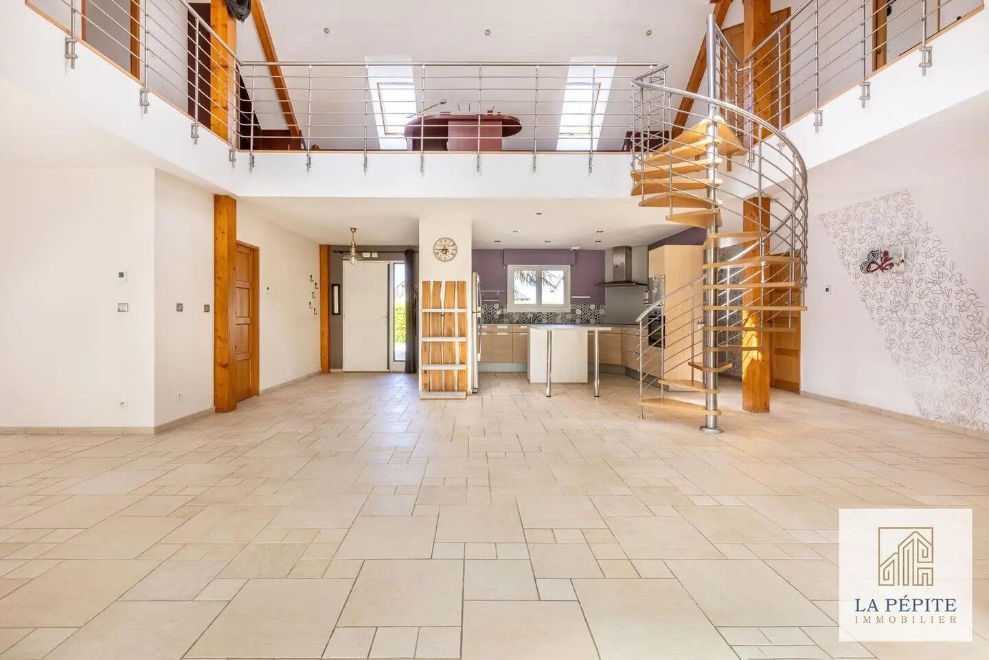 Maison à vendre, 250m², Doingt