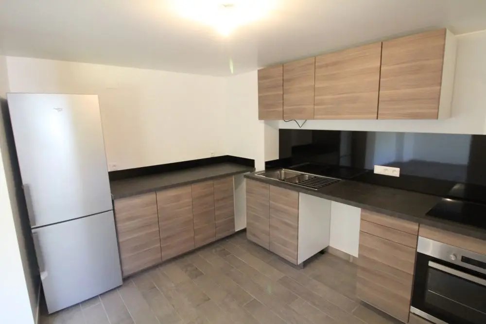 Appartement à louer, 78m², Steinbourg