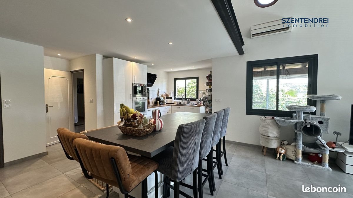 Maison à vendre, 154m², Lunel-Viel