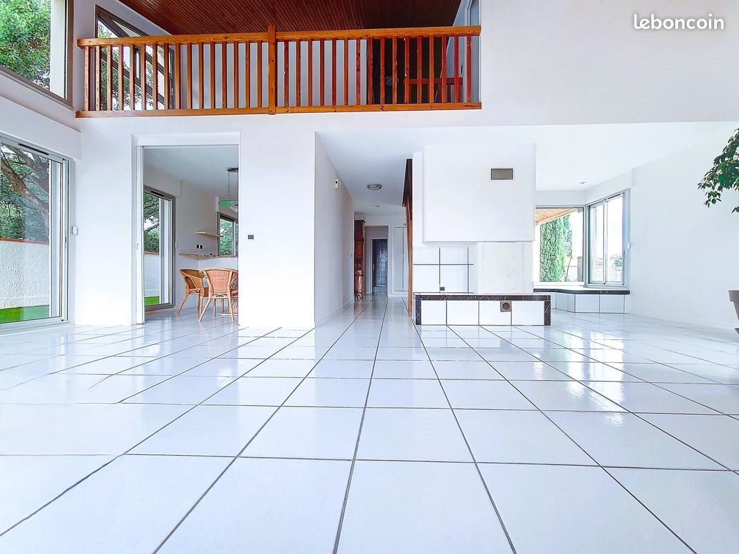 Maison à vendre, 166m², Saint-Estève