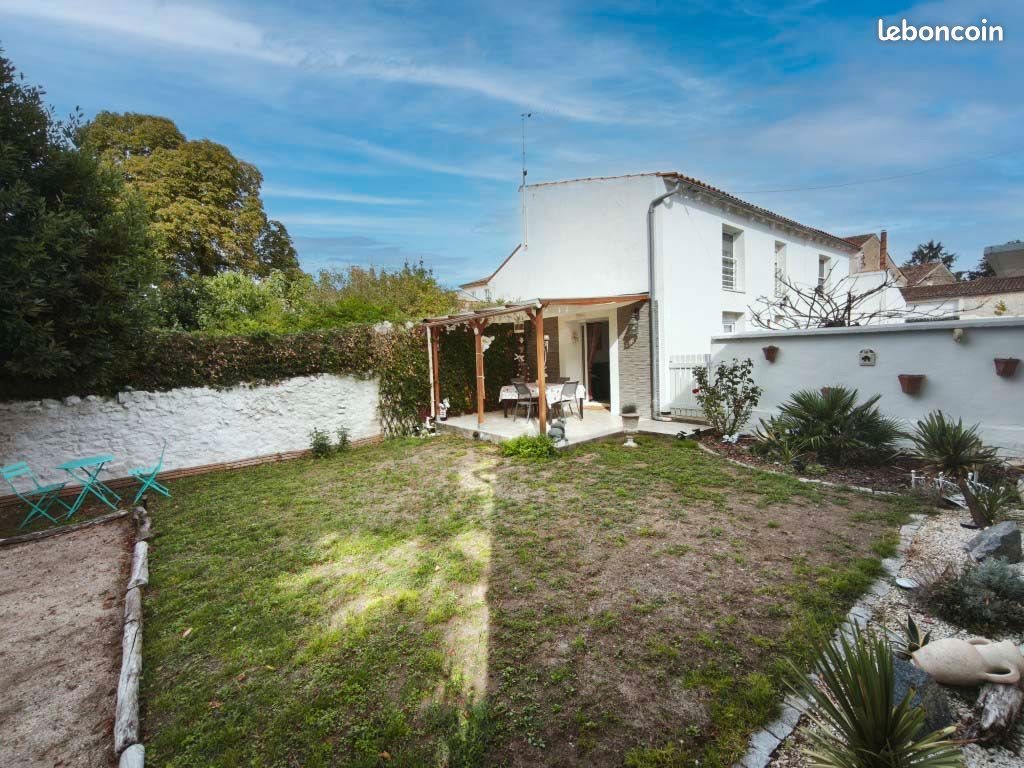 Maison à vendre, 77m², Gémozac