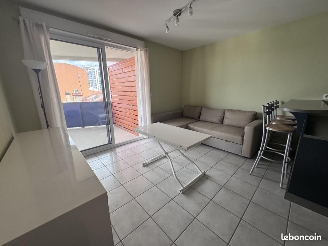 Appartement à louer, 45m², Saint-Etienne