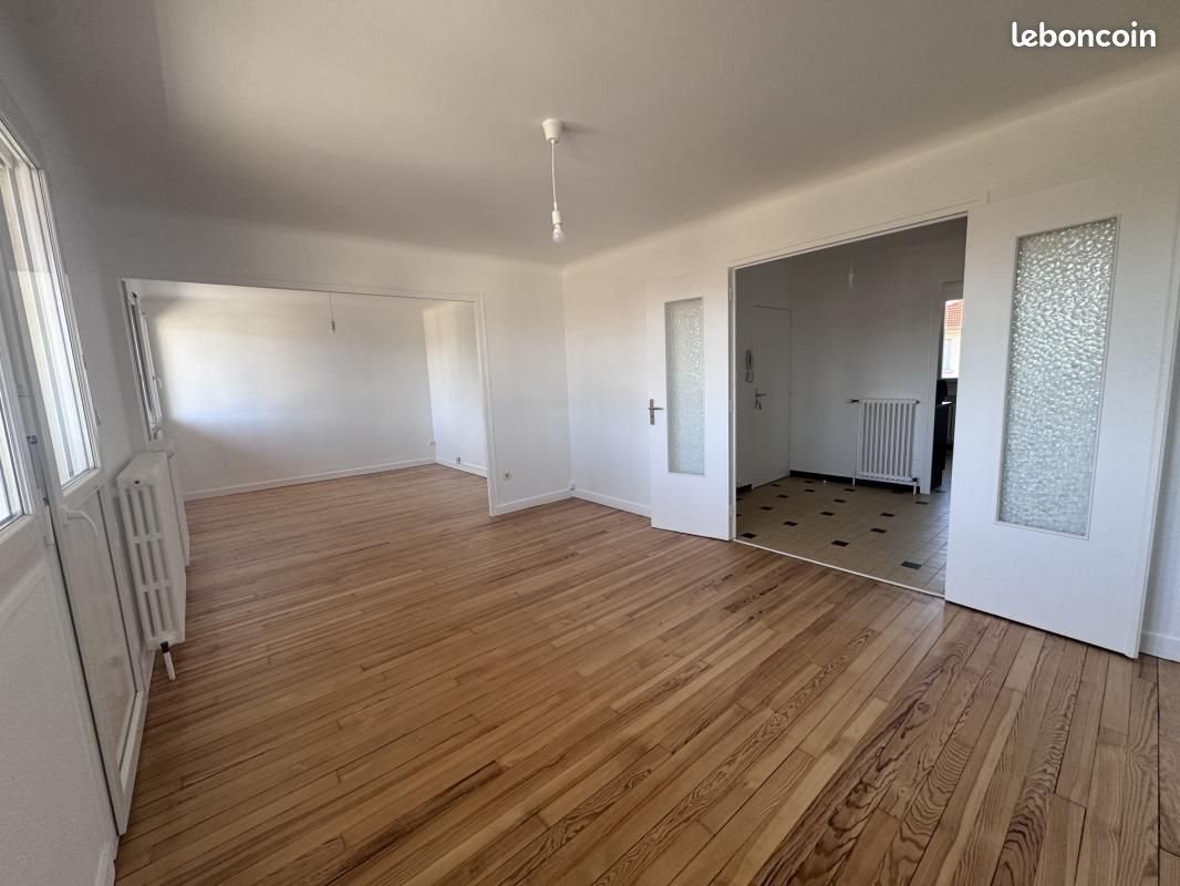 Appartement à louer, 75m², Montbrison
