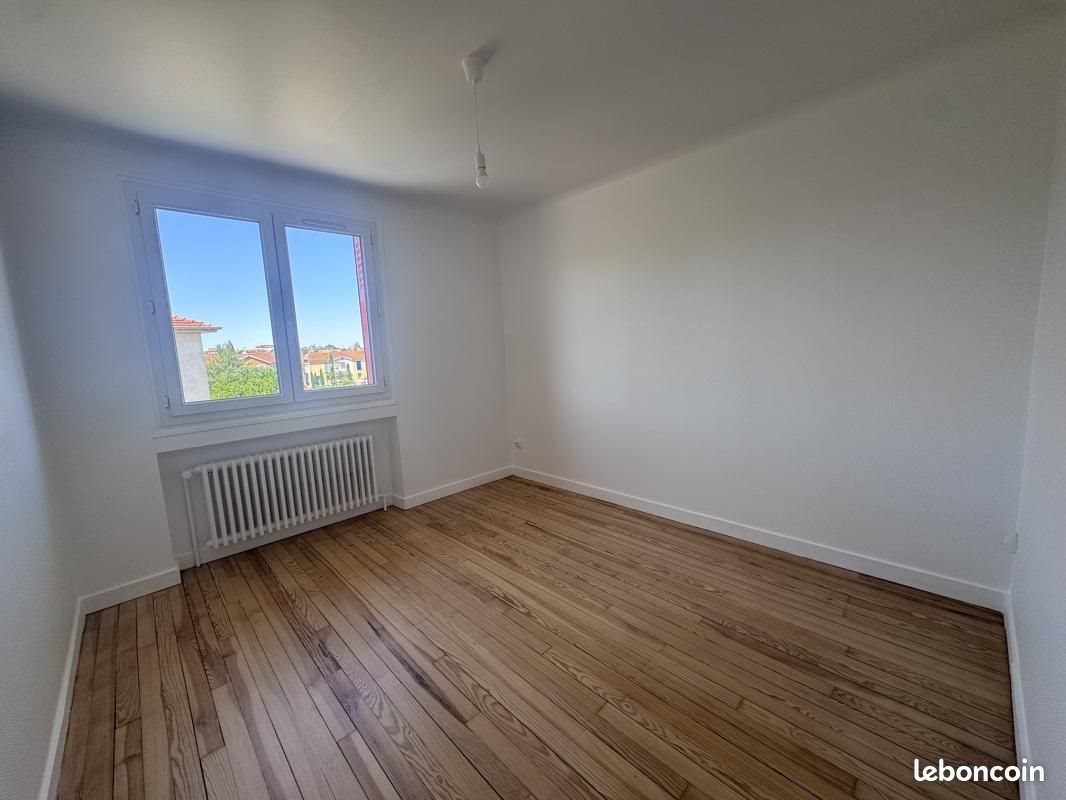 Appartement à louer, 75m², Montbrison