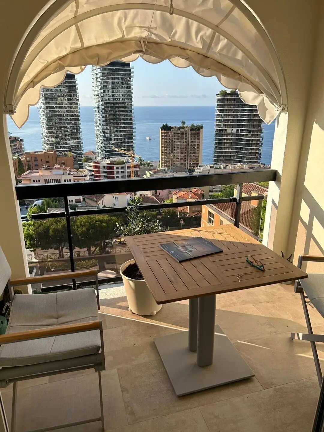 Appartement à louer, 64m², Beausoleil